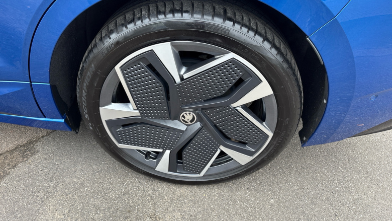 Skoda Enyaq 220kW vRS 82kWh 4x4 5dr Auto Electric 